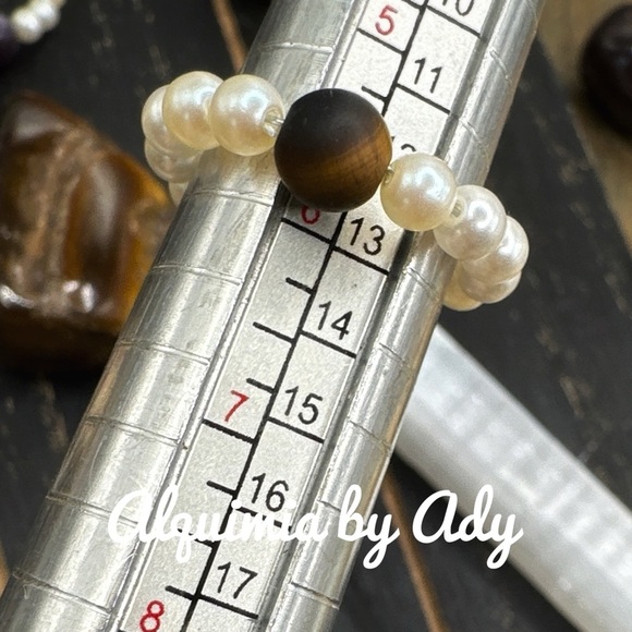 Beaded pearl ring and gemstone - Picture 2 of 4